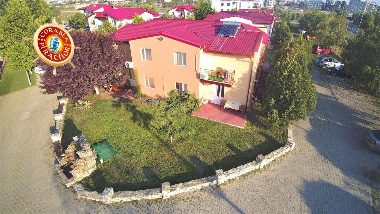 Club De Vacanta Corabia Piratilor-Mamaia Nord Navodari Bagian luar foto