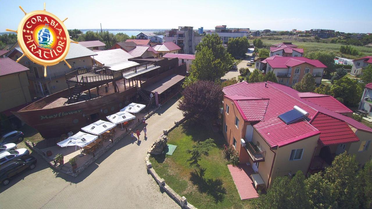 Club De Vacanta Corabia Piratilor-Mamaia Nord Navodari Bagian luar foto