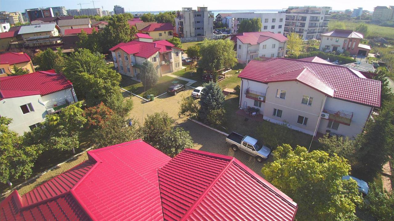 Club De Vacanta Corabia Piratilor-Mamaia Nord Navodari Bagian luar foto